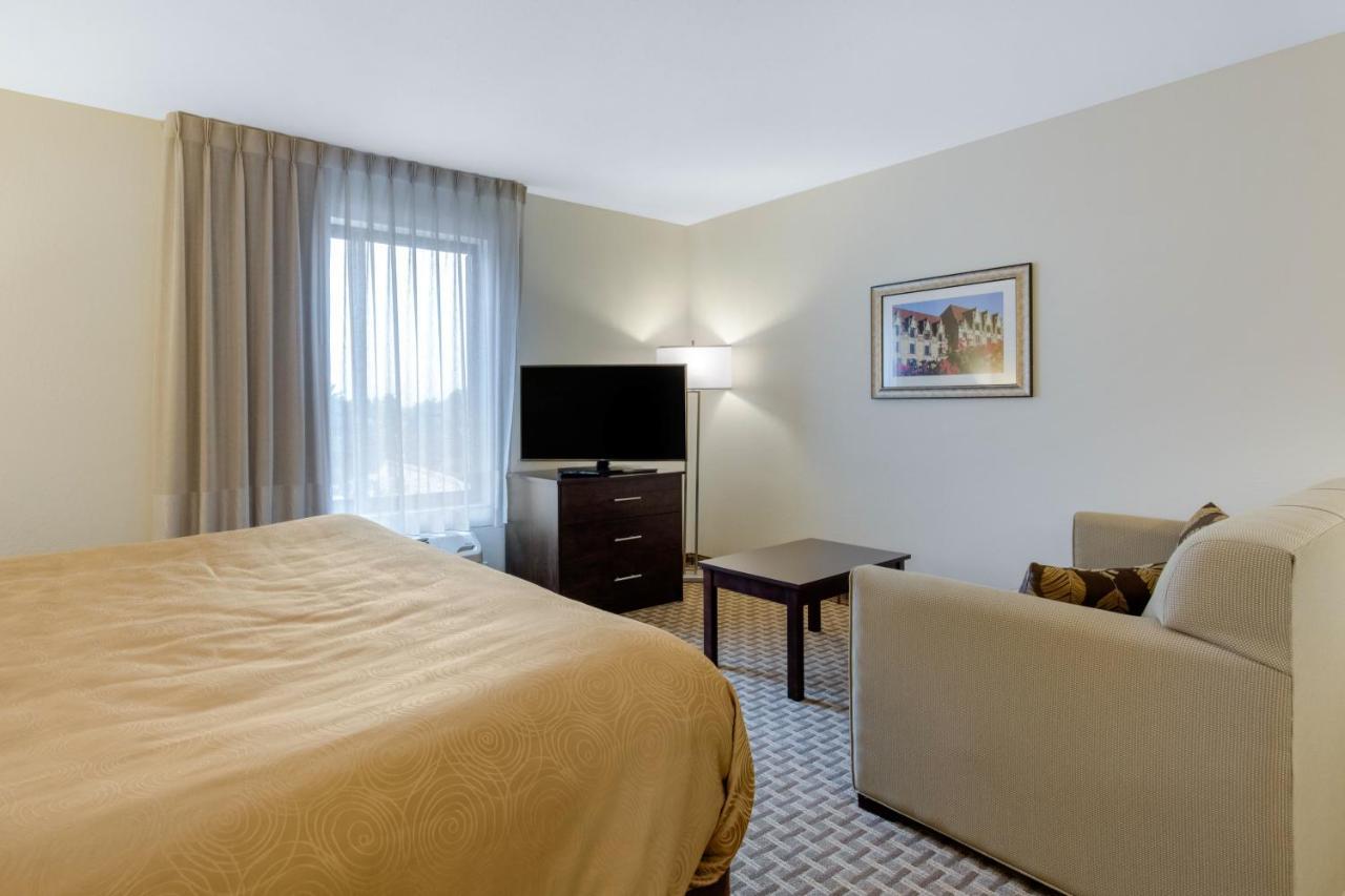 Mainstay Suites St Louis Airport Бриджтон Экстерьер фото